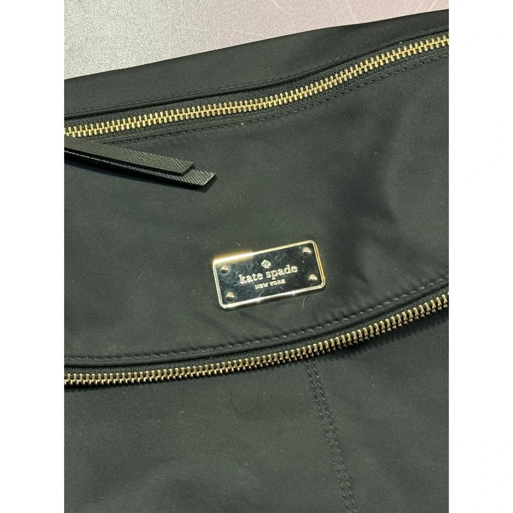 Kate Spade NY Black Nylon Flip-Top Adjustable Shoulder Bag‎ Zipper Logo Pocket